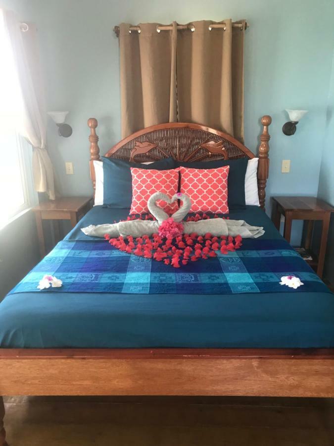 Tilt-Ta-Dock Resort Belize Corozal Zewnętrze zdjęcie